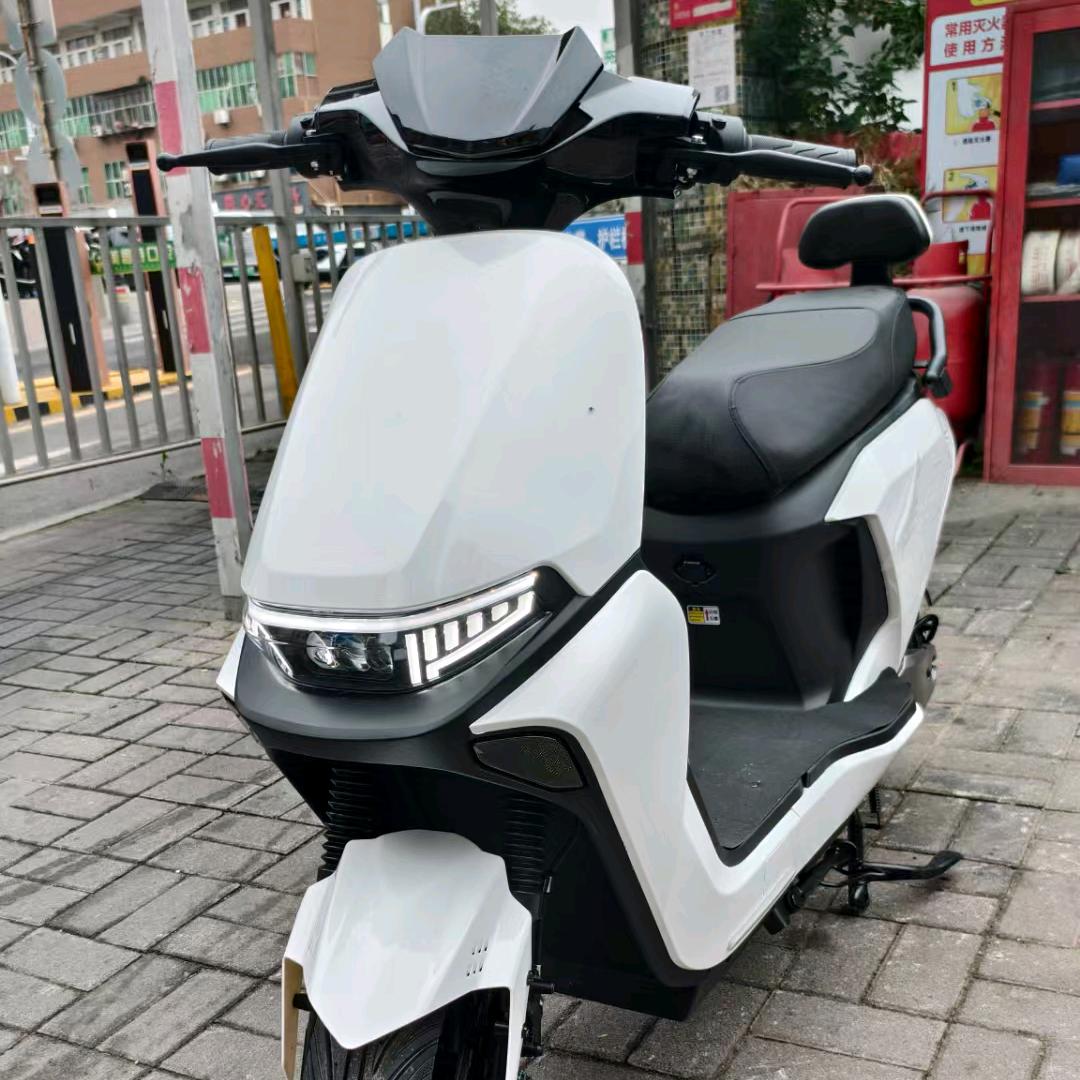@威威电动车