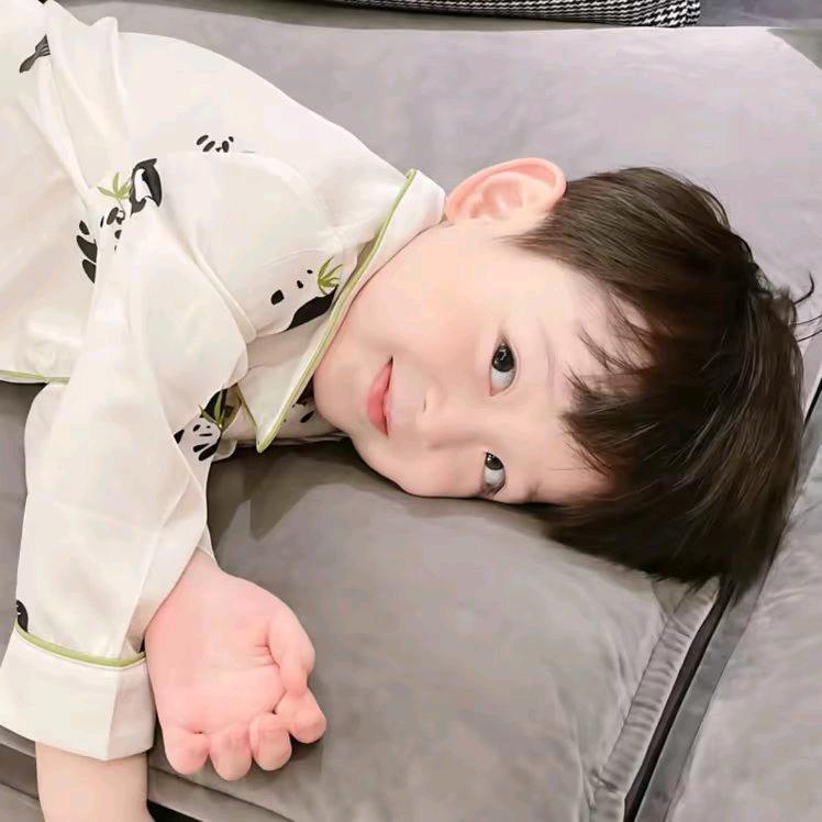 𝑳𝑰 𝑿𝑰𝑵 𝒀𝑼🥨