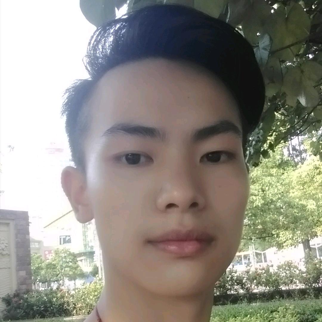 陈鸿德