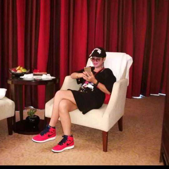 Angela lin