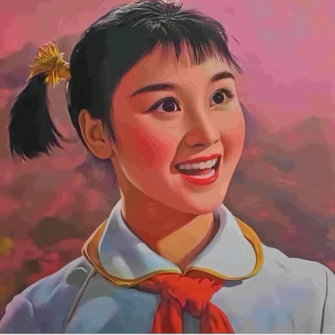 李里里。