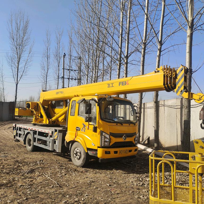 临漳吊车高空作业车出租