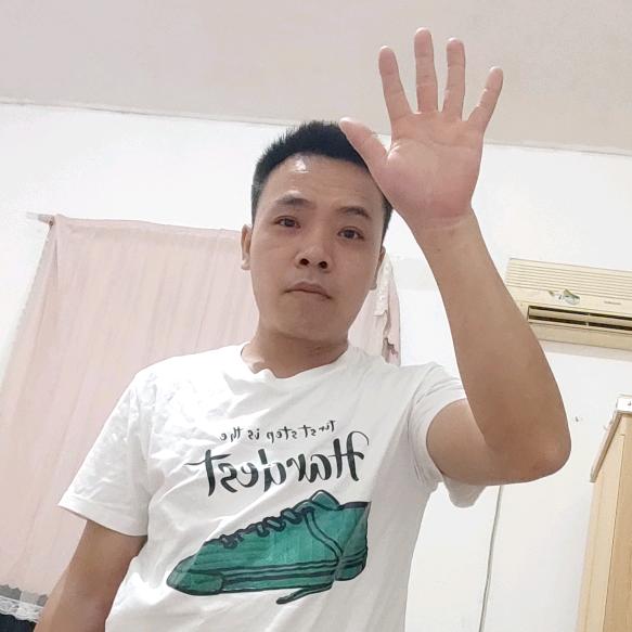 心中有泪。。无人理会