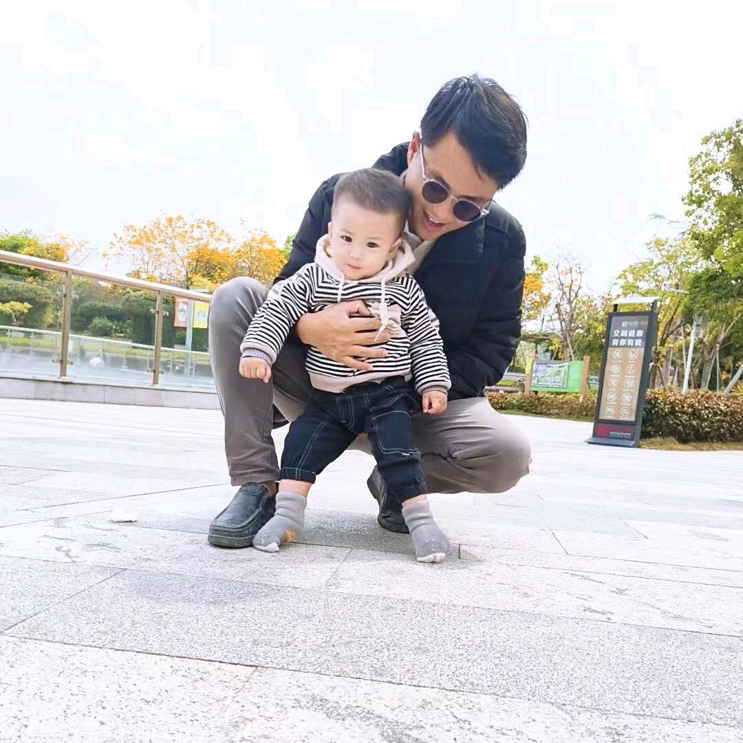 @啊O呃