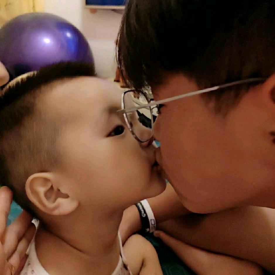 家有俩仔🤴🏻🤴🏻很耐丝👩🏿‍