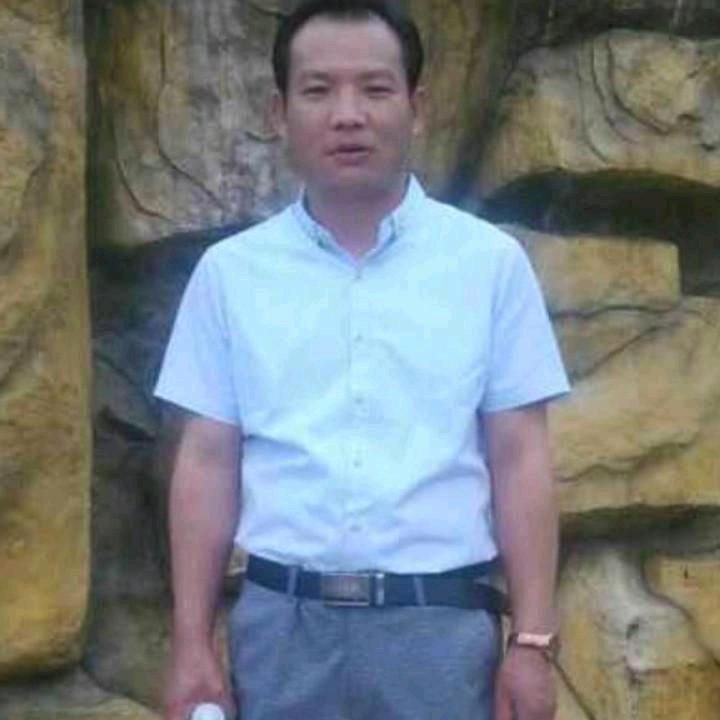 龙哥
