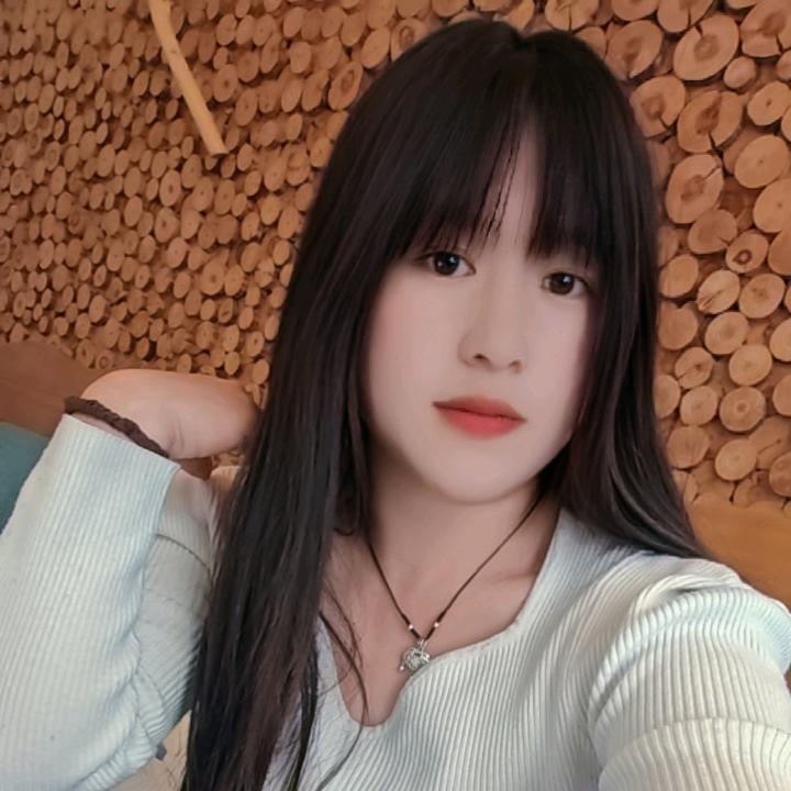 ୧⍤⃝♡ــــــﮩﮩ٨ــ 小香香
