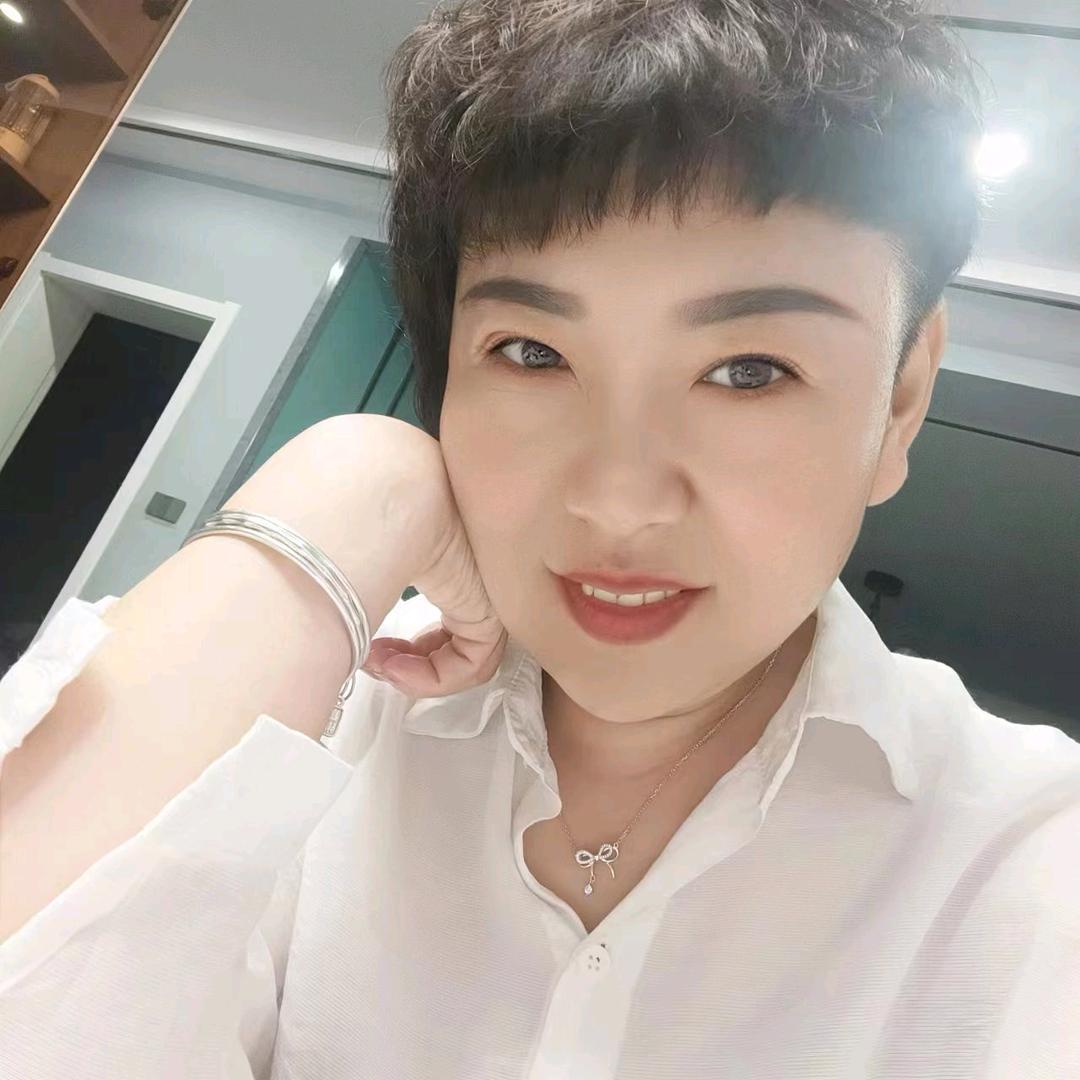 爱笑的女孩儿{拒绝连赞}