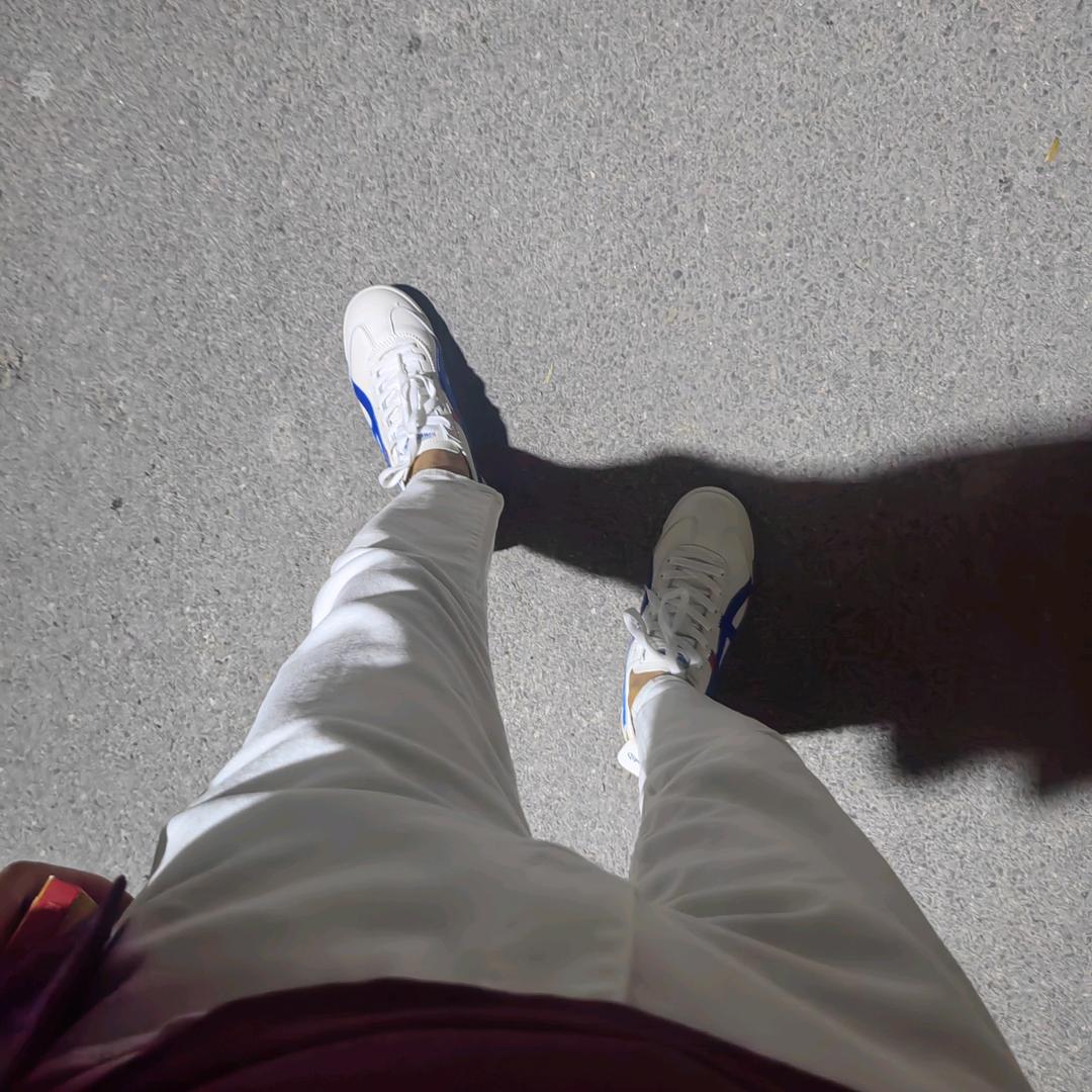 扆，，，