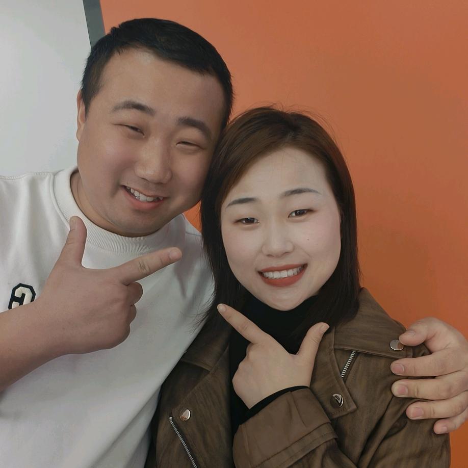 小眼张夫妇--建筑机械