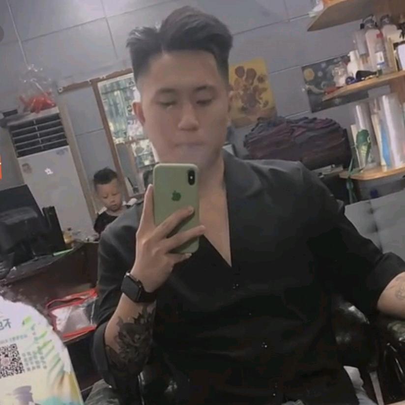小白叫胡少