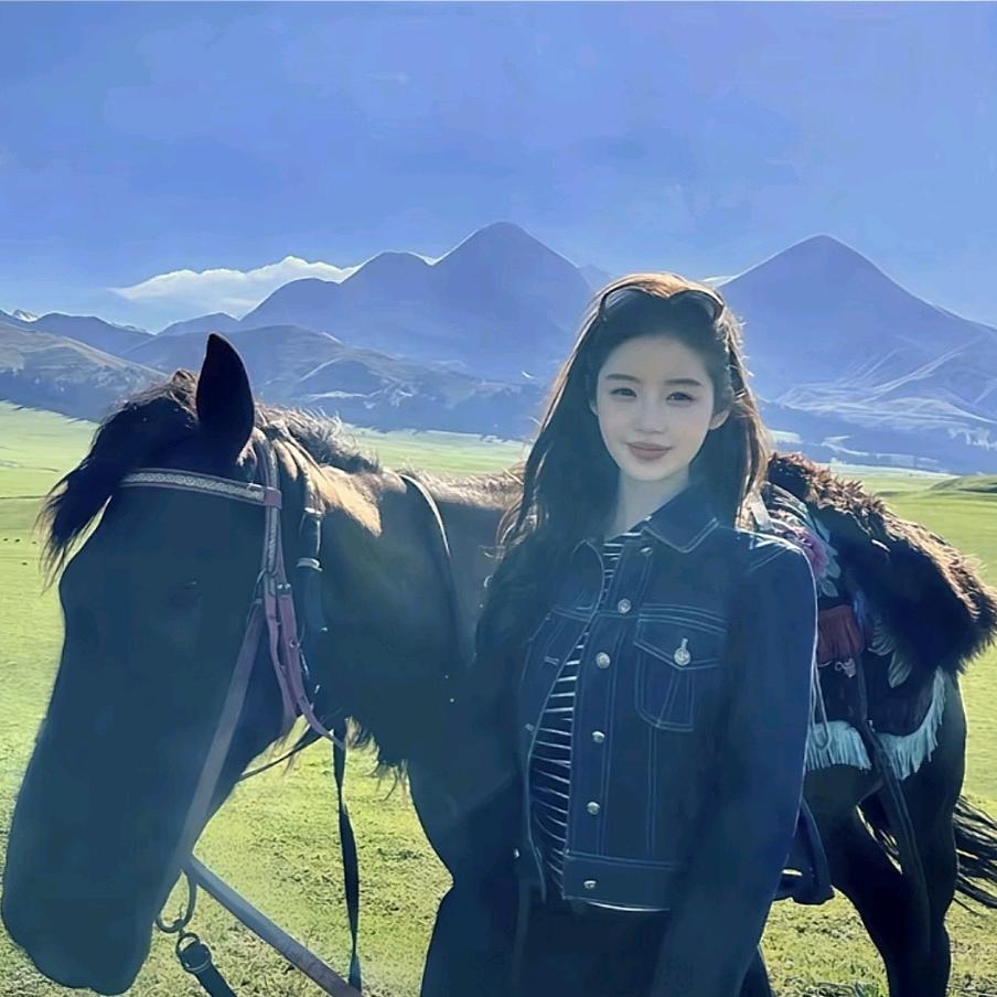 伊懿涵🔮💡🔑💰🏆🌹🔮🍼