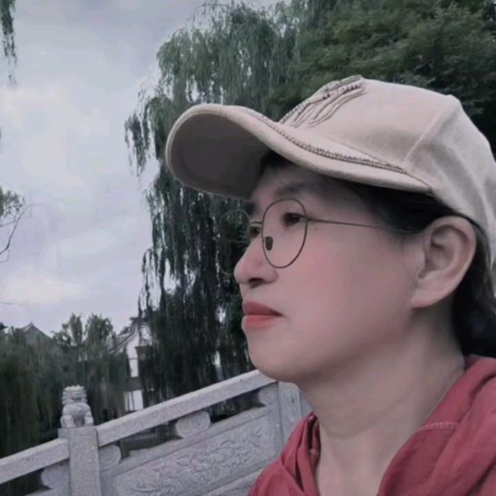 乐哈哈（拒私聊）