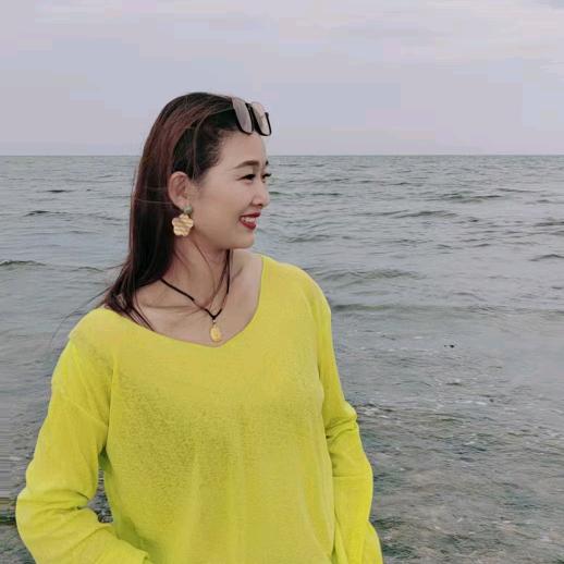 EY 女装—太原铜锣湾店巩巩