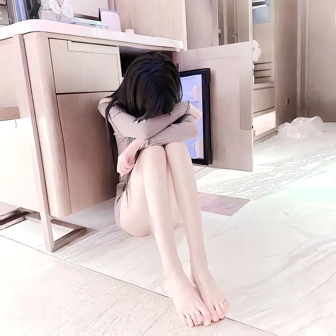 独听雨绪.