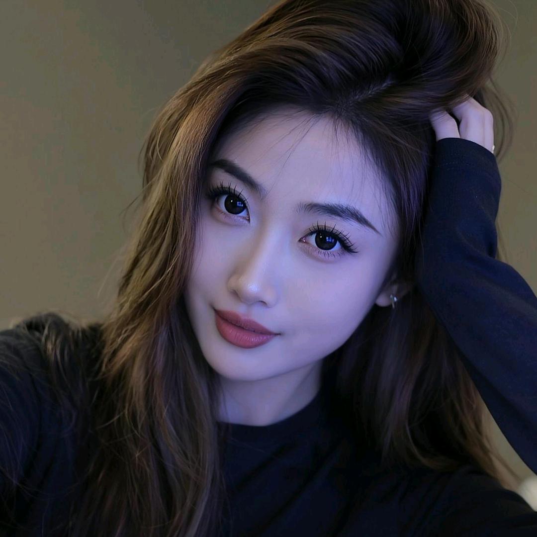 站在冰箱上的小可爱🍒