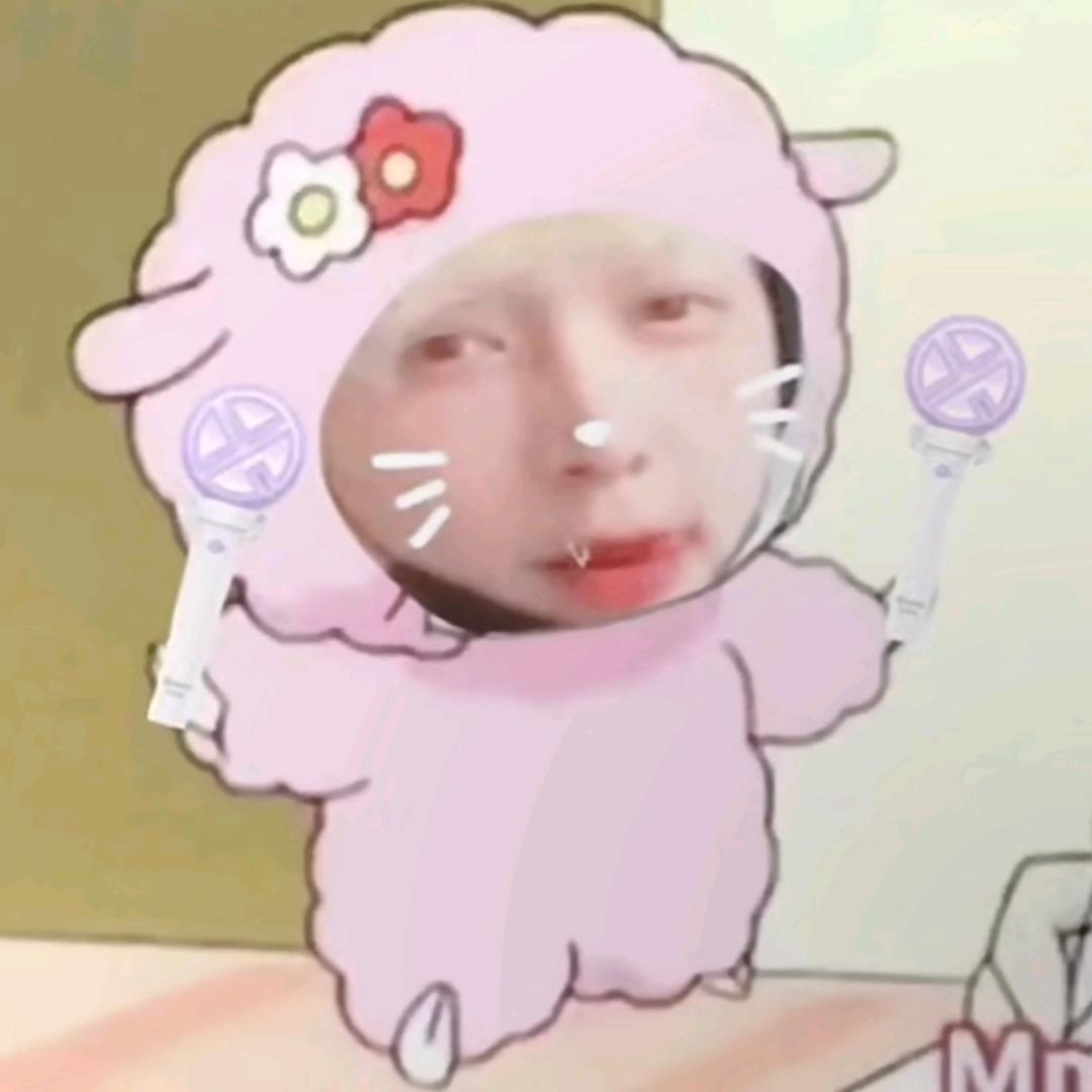 小小莲咪品尝一下