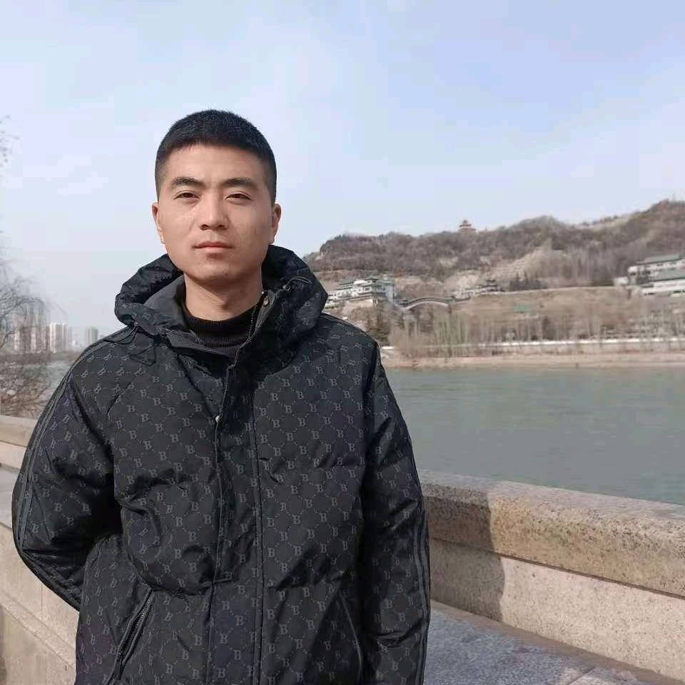 💁‍♂️一卢有你🐎