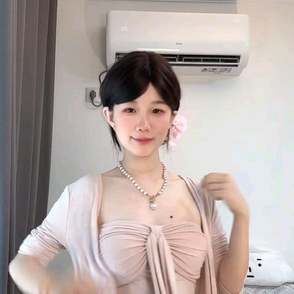 莲姐服装店