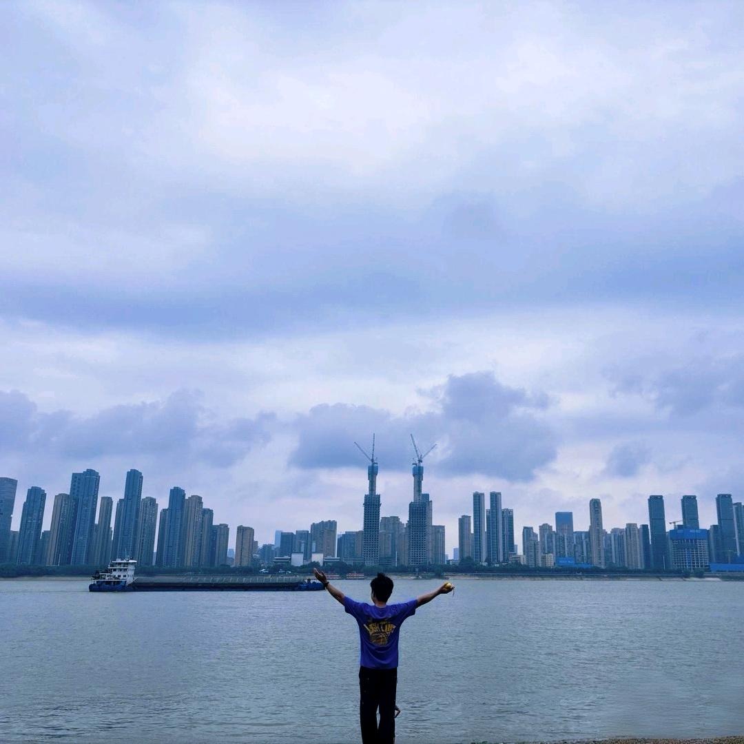 小刘跑旅人间