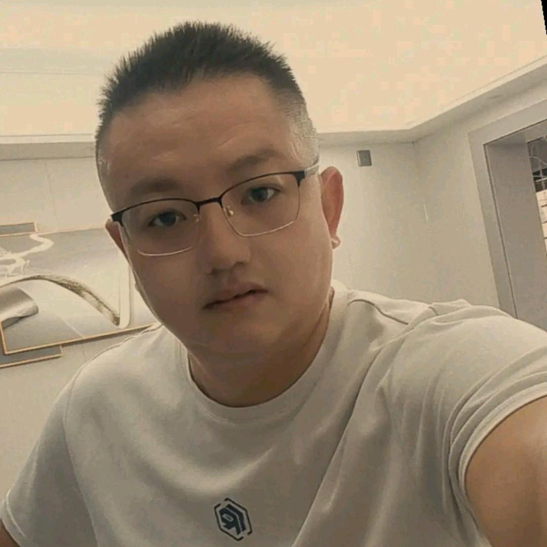 在隆林卖桉树肥的小李