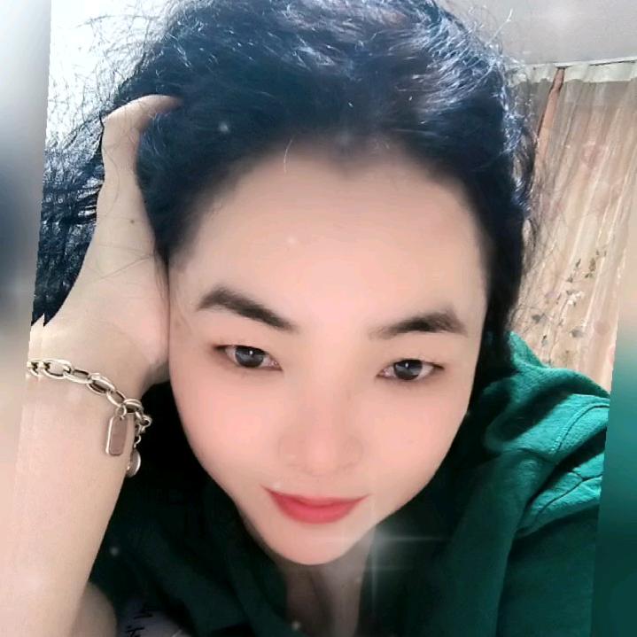 土得掉渣的女人