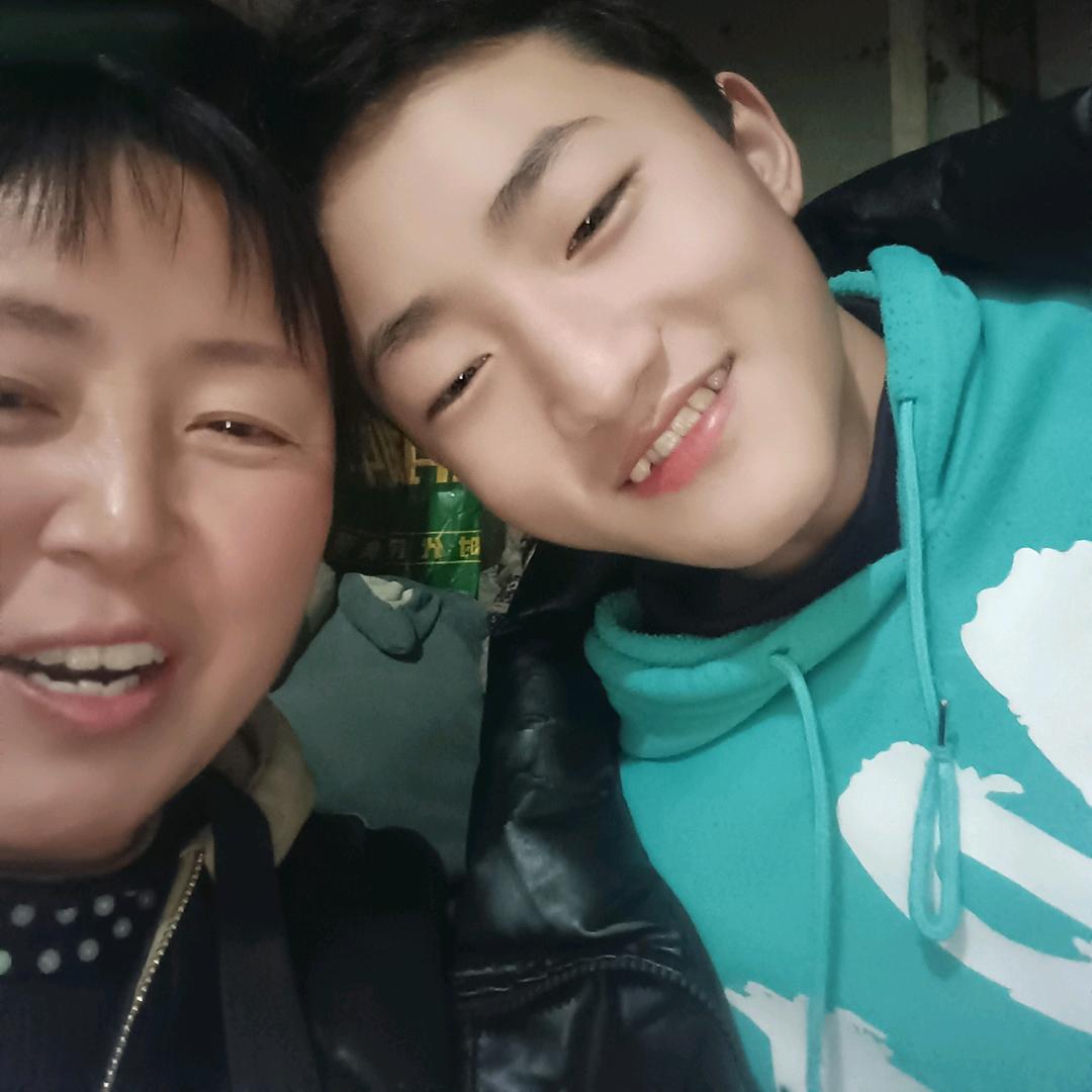 姚黄醉👩‍❤‍👩