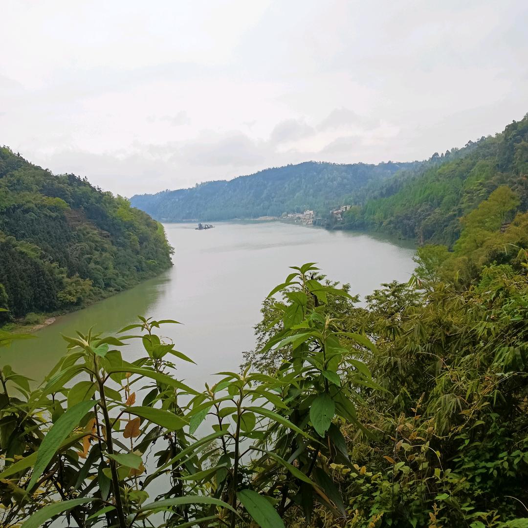 幸福靠自己奋斗！