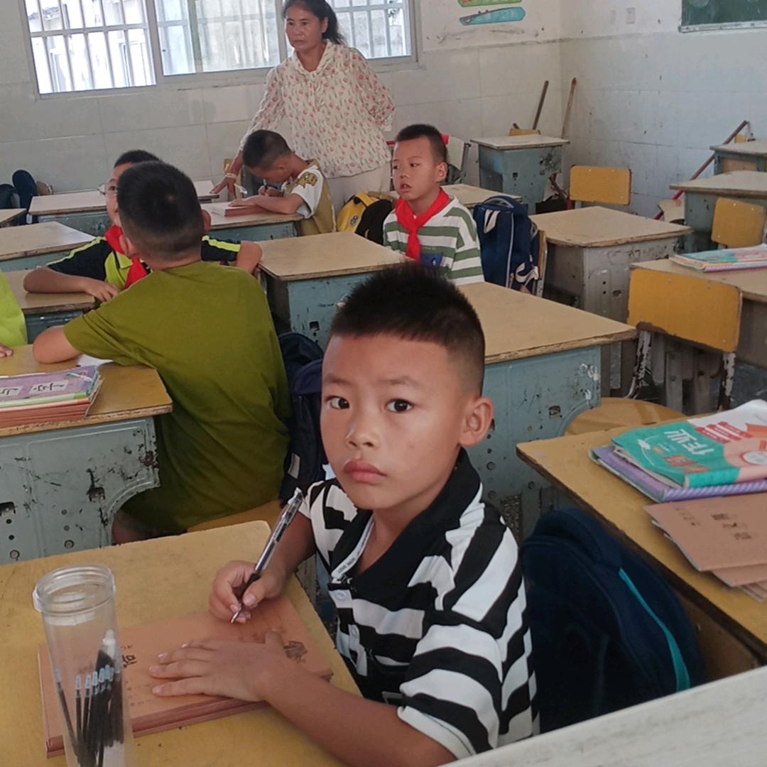 贾洁清