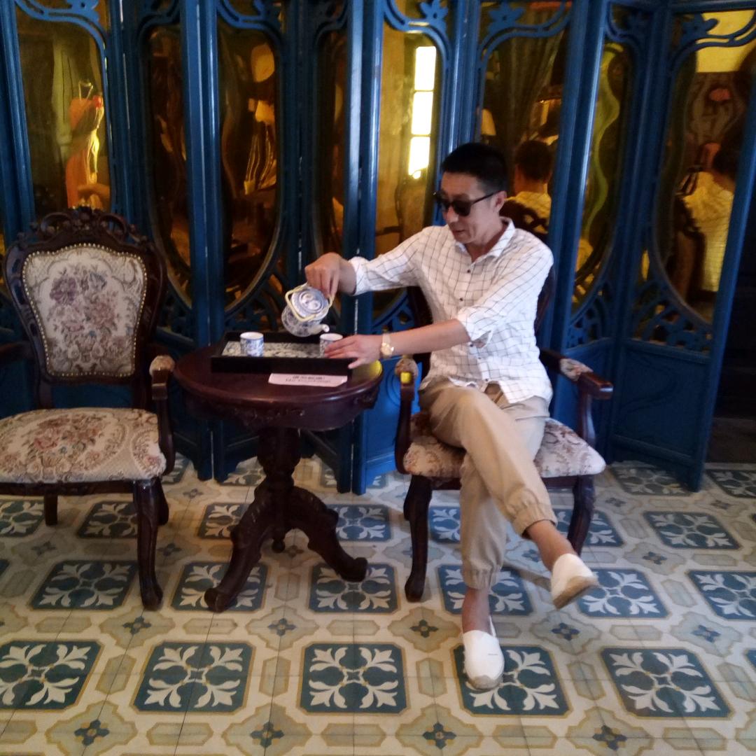 老年大舞台，敢唱你就来
