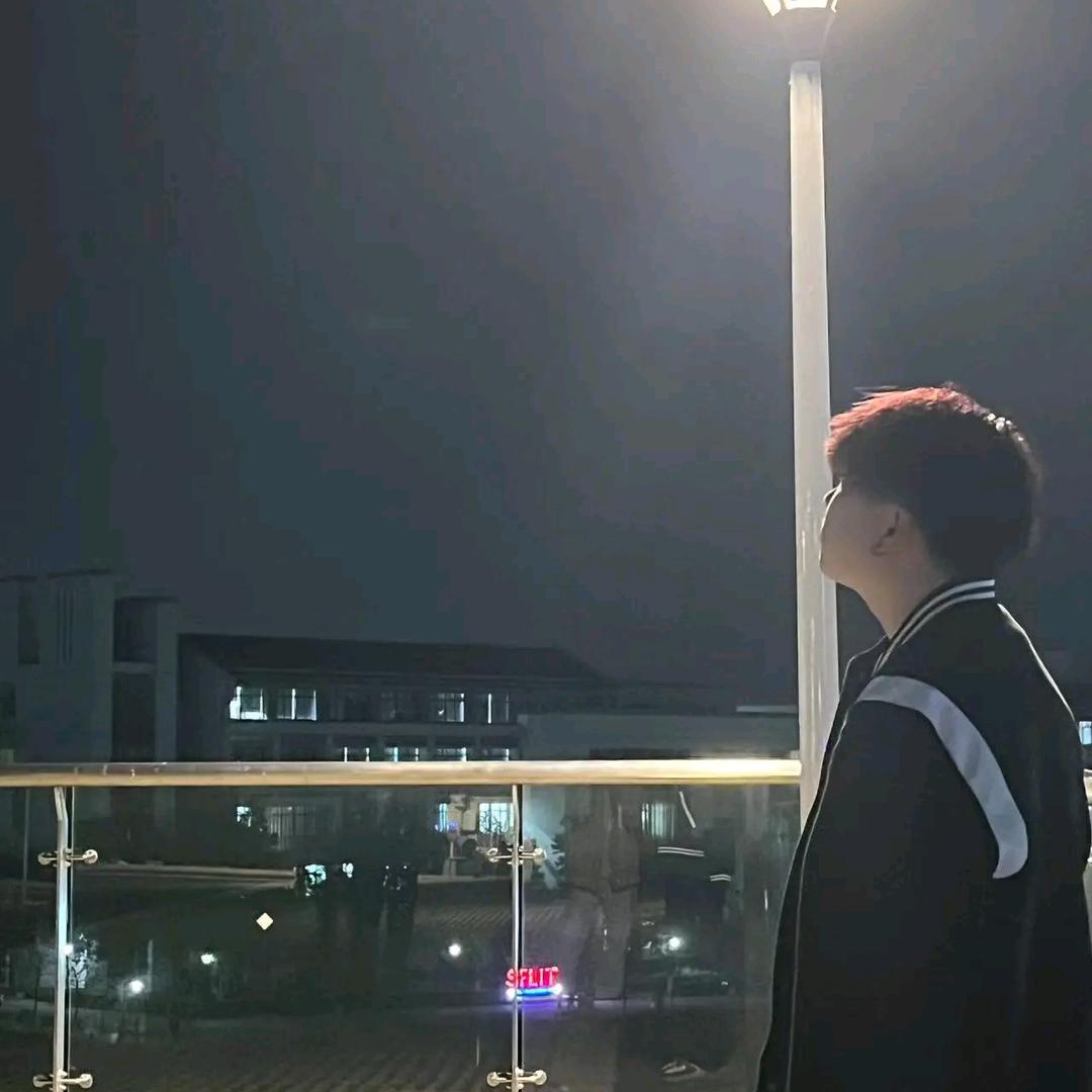我是酒瓶座