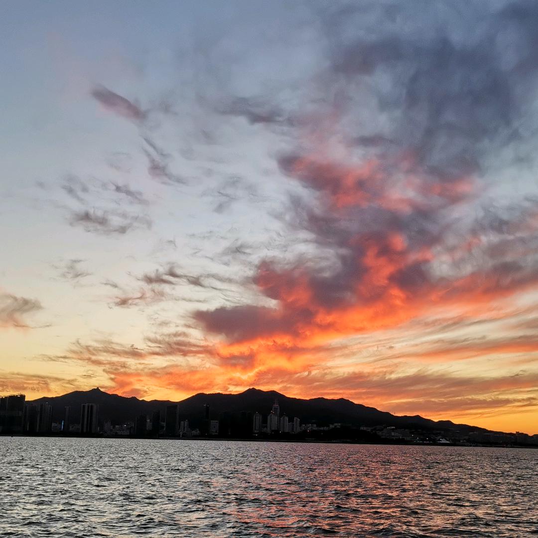 信阳在空中飘扬