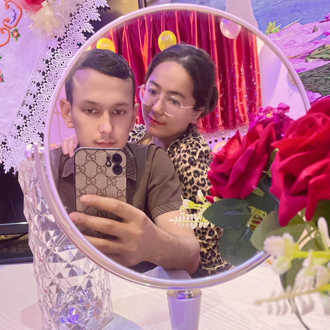 和田夏布纳木国际贸易有限公司