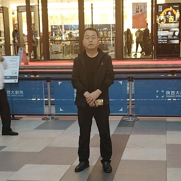 天高云淡@