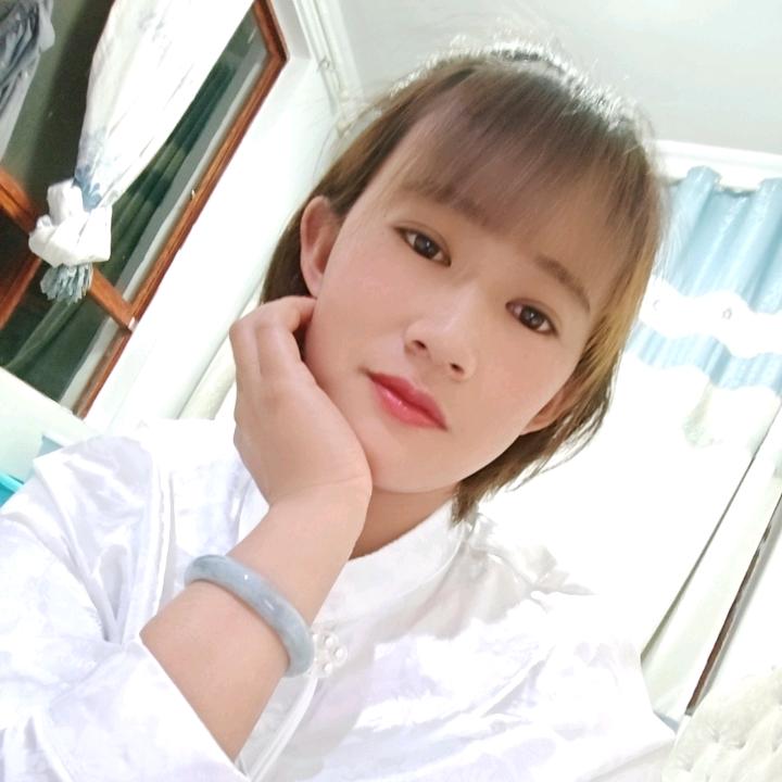 初听不识曲中意，再听己是曲中人