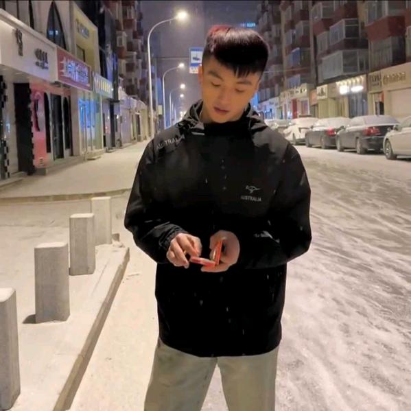 魅丨影