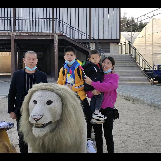 高尚清👨‍👩‍👦‍👦