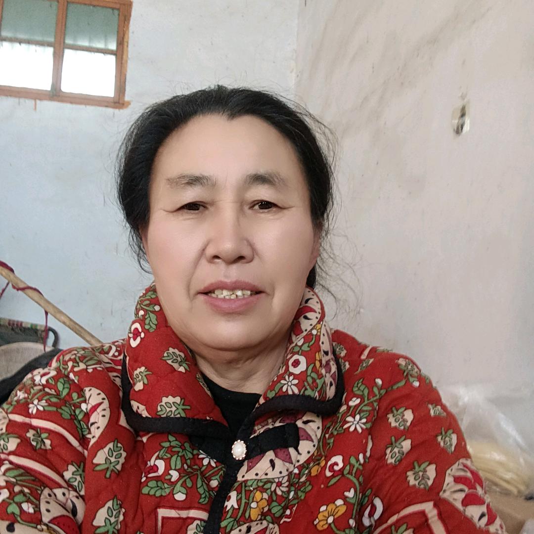 刘一姐每晚6:20开播。小号