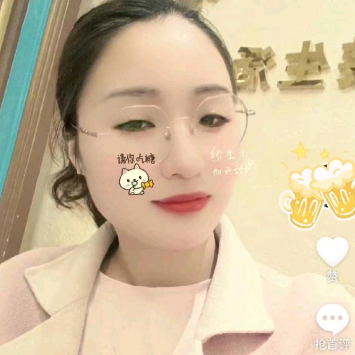 安岳窗帘墙布周周