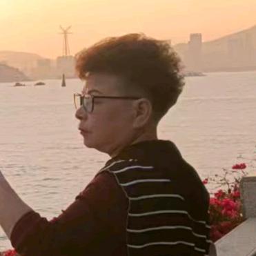 黄小凤