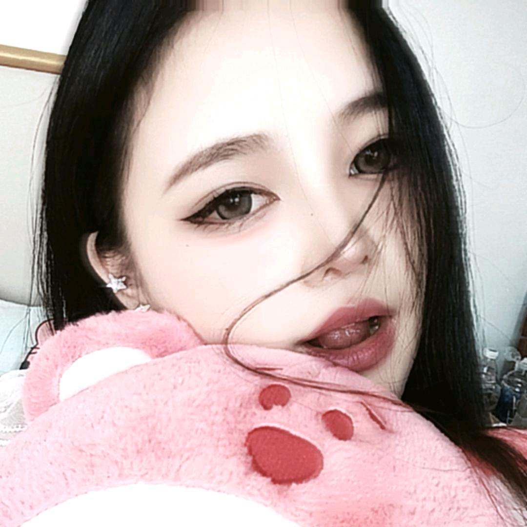 小瑶.