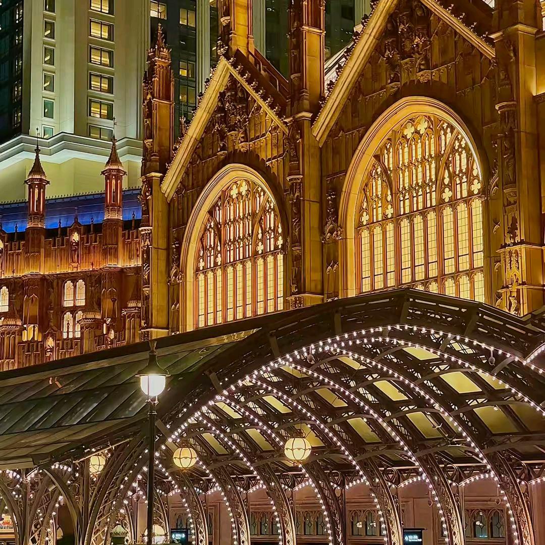 艾露威轻奢服饰商行