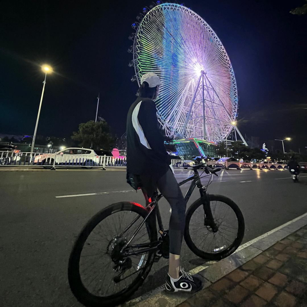 大月月🏊‍♀️🚴🏻‍♀️🏸