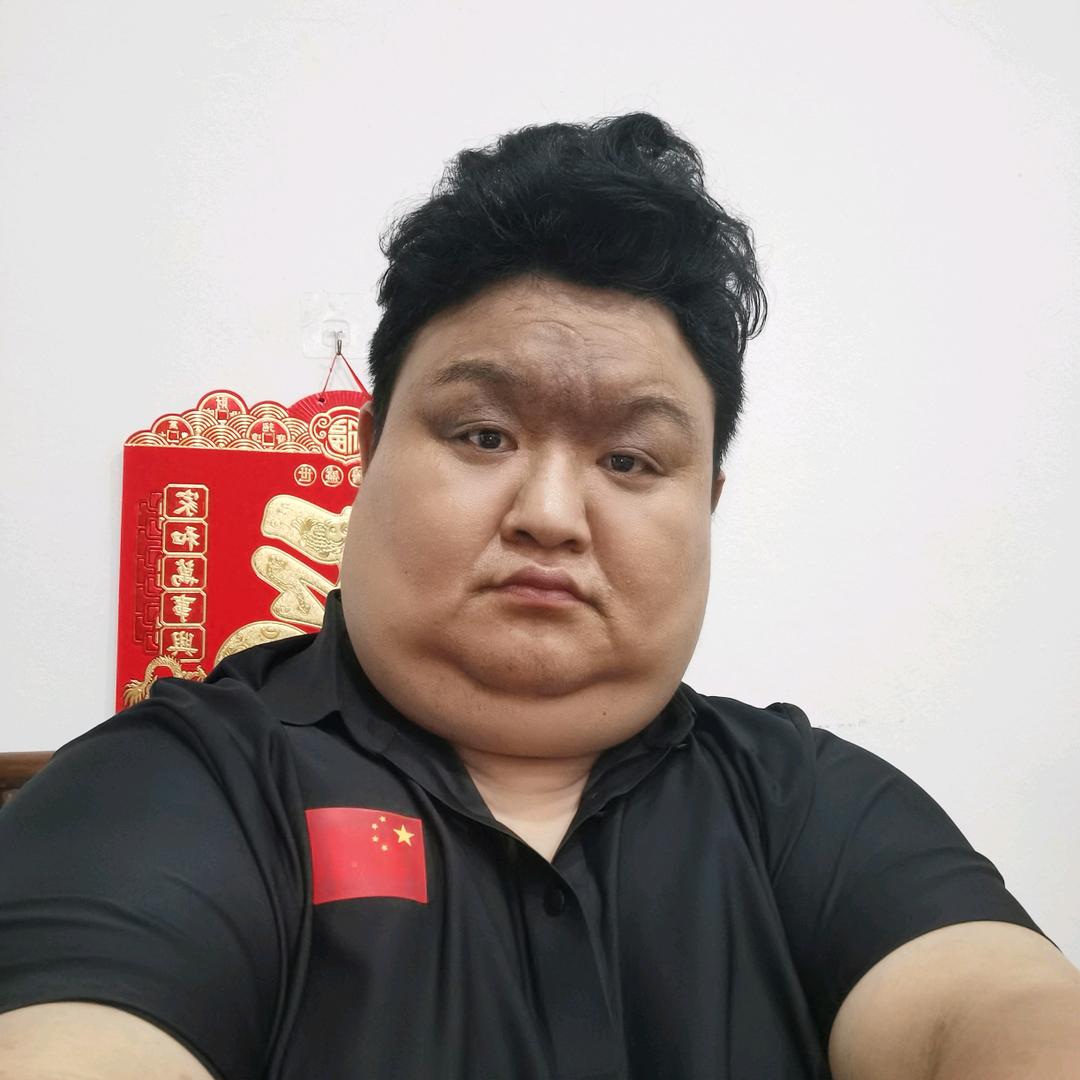 洋娃仔R