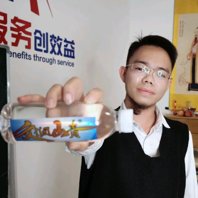 云南文润山青甜水港