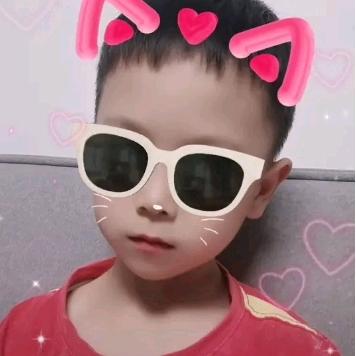 小灿同学