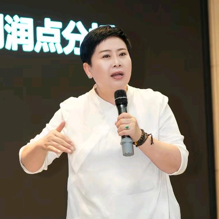 郭姐(专注寿衣文化)