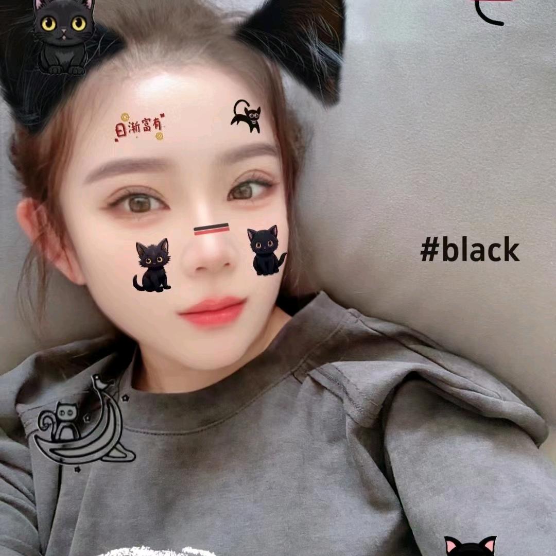 努力搬砖的娜娜