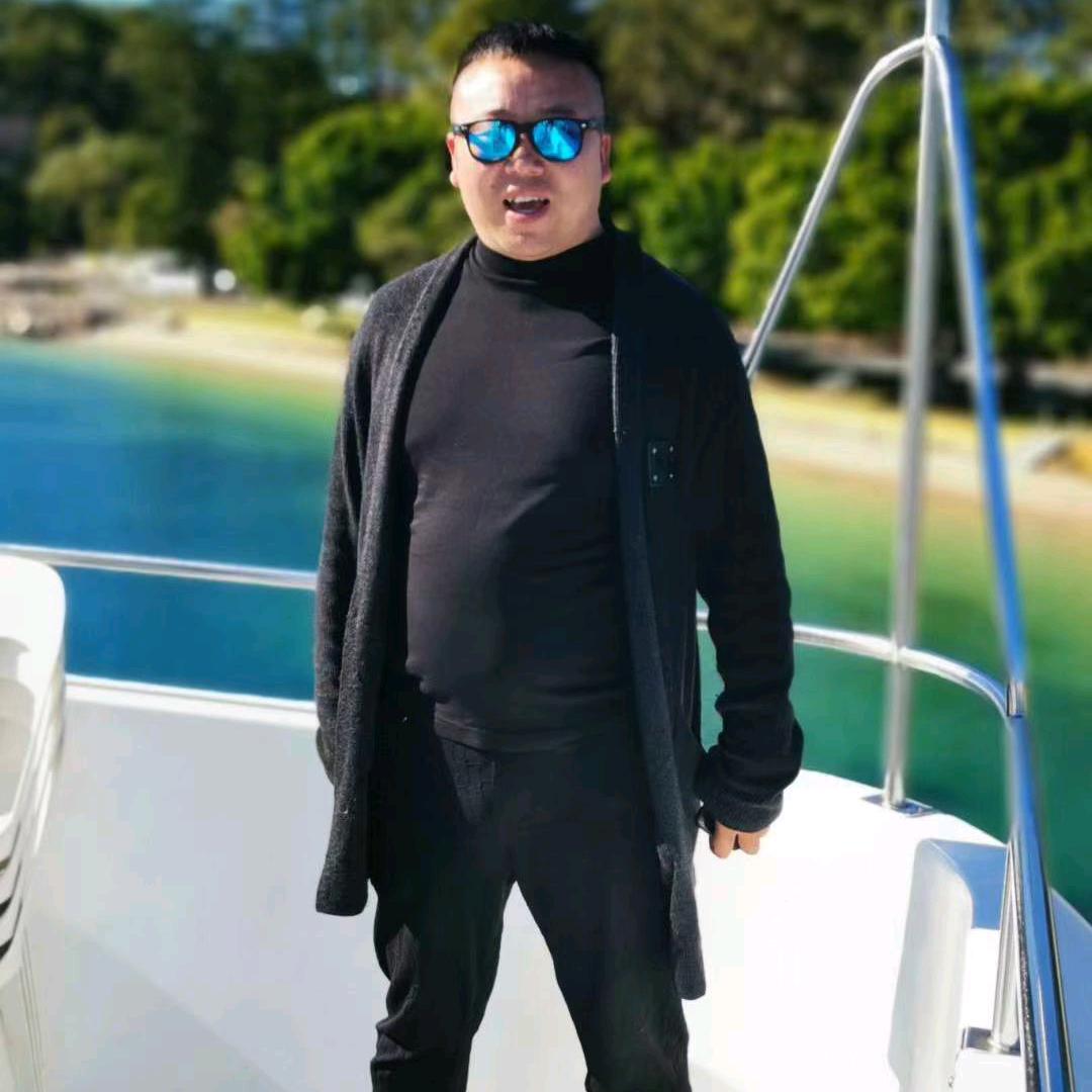 佟佳训