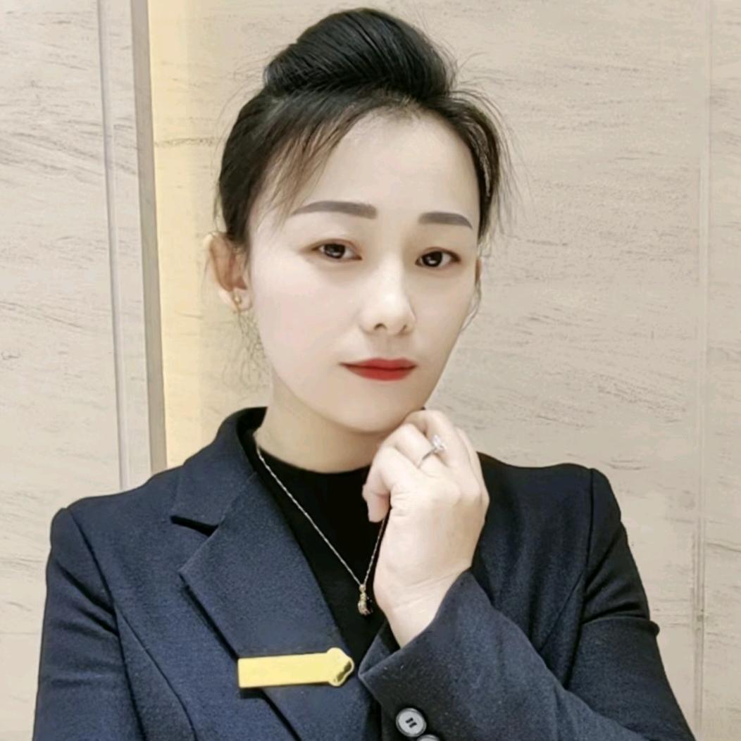 六桂福珠宝～王金英